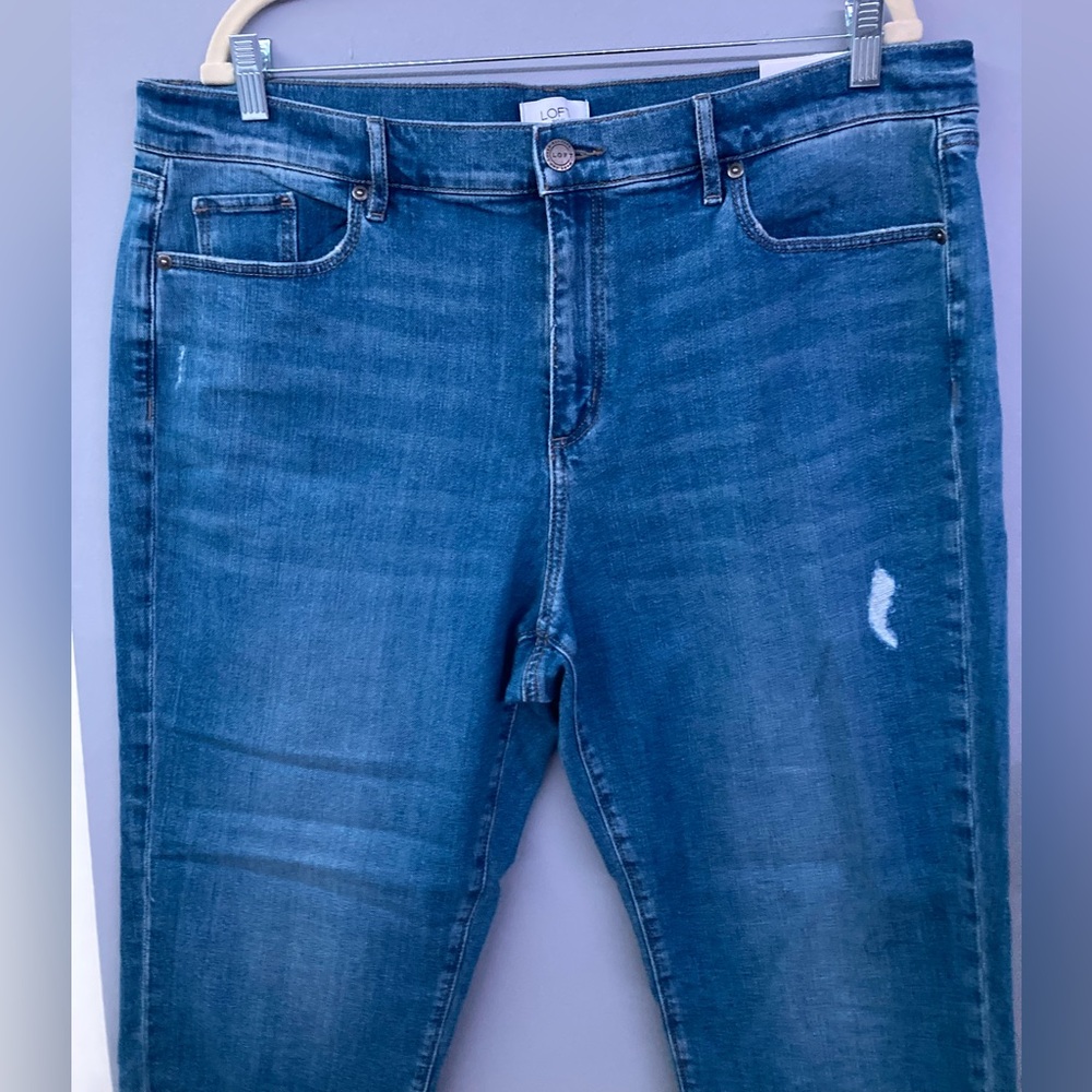 LOFT Size 16 High Rise Girlfriend Distressed Classic Blue Cropped Jeans - Picture 5 of 6